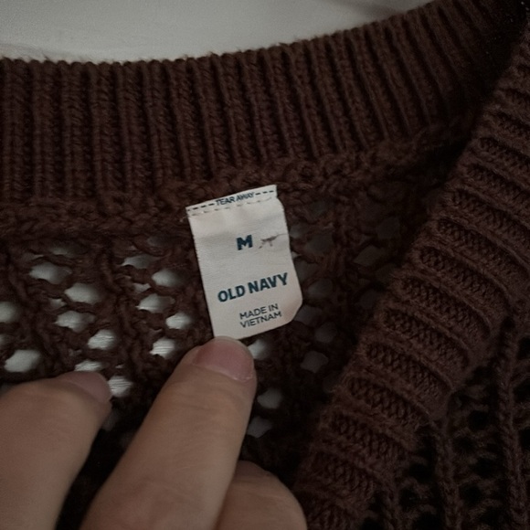 Old Navy Chocolate Brown Cropped Beach Sweater - Picture 4 of 5